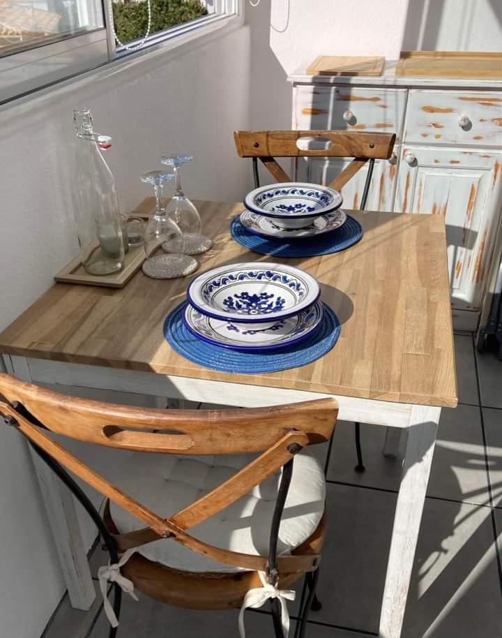 Stylish Studio Close To Beach In Residence With Pool Нарбон Екстериор снимка